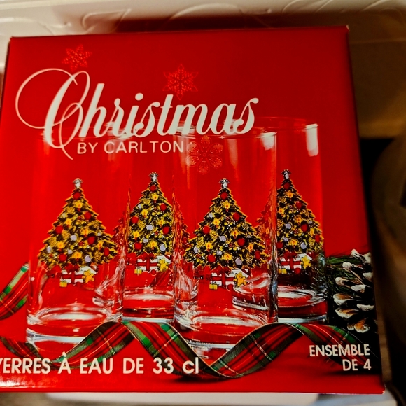 Carlton Other - Vintage Carlton Christmas Glasses set of 4